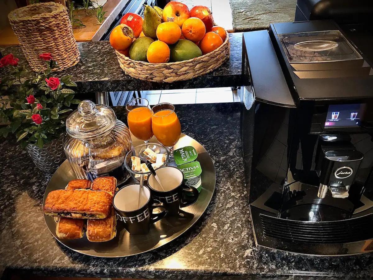 A La Marc'Quize Chambres D'Hotes, Petit Dejeuner Compris, Avec Piscine A Debordement En Exterieur, Bain Nordique A 38 Degres En Prestation Supplement Sur Reservation Horaire Anticipee 1 Place De Parking Gratuite Sur Place Mouxy Bagian luar foto
